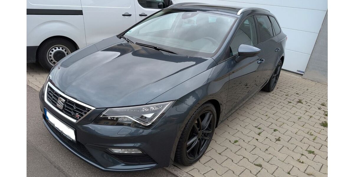 Seat Leon 63.000 km 19.800 &euro; Herrenberg 71083