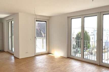 Wohnung Leonberg - 4 Zimmer, 101 m&sup2;, 1.845&euro; | Angebot:25193786