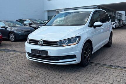 VW Touran 179.534 km 12.995 &euro; Stuttgart 70597