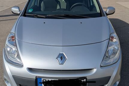 Renault Clio 83.935 km 3.749 &euro; Gechingen 75391