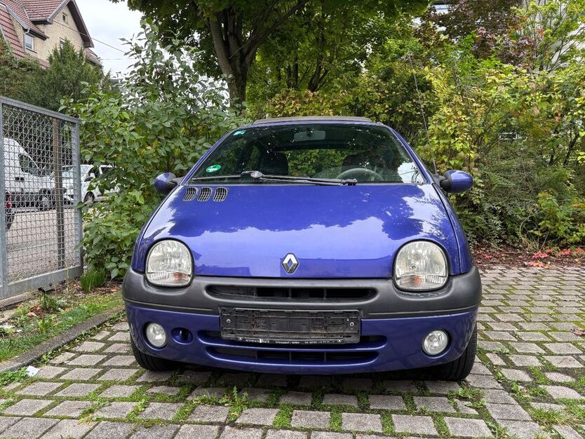 Renault Twingo 117.600 km 1.399 € Stuttgart 70374