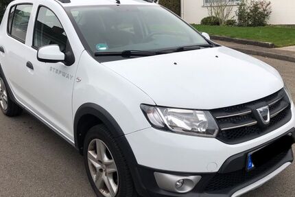 Dacia Sandero 118.000 km 5.500 &euro; Stuttgart 70191