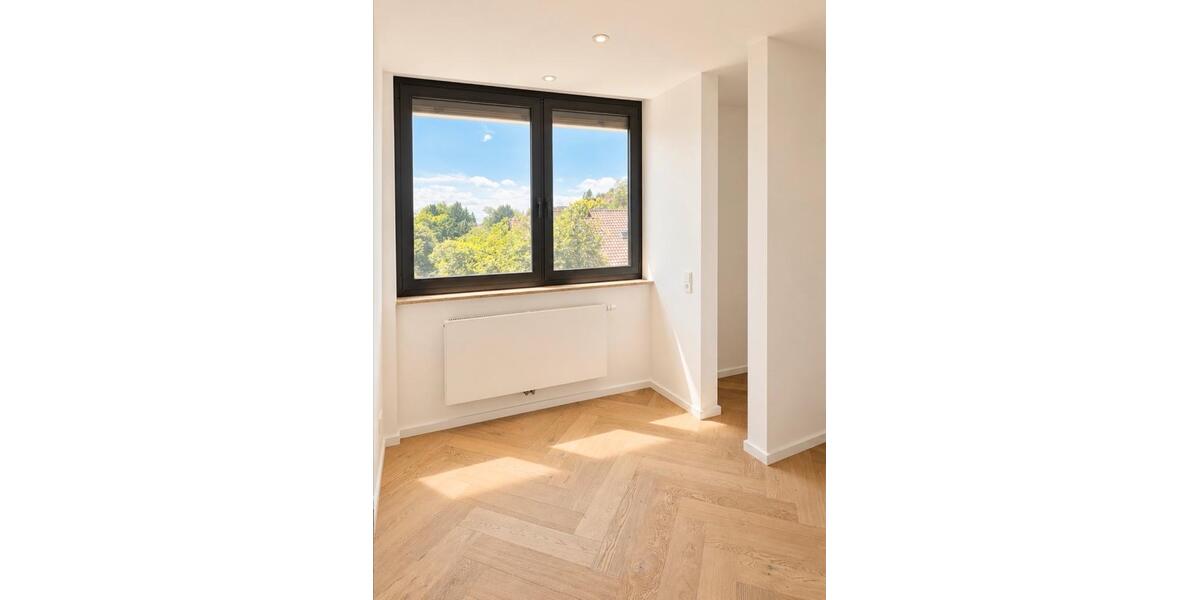 Etagenwohnung Tübingen Lustnau - 4.5 Zimmer, 165 m&sup2;, 2.490&euro; | Angebot:27542710