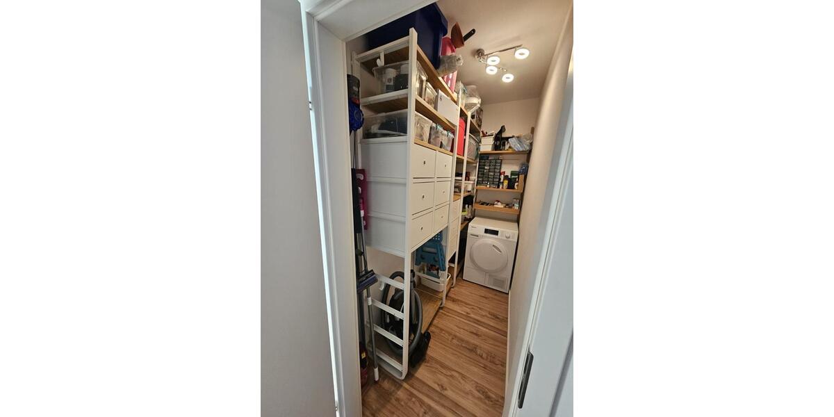 Doppelhaushälfte Reutlingen Reutlingen (Kernstadt) - 5.5 Zimmer, 136 m&sup2;, 795.000&euro; | Angebot:24294286