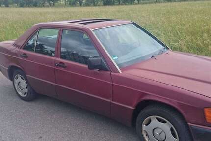 Mercedes-Benz 190 300.000 km 1.499 &euro; Magstadt 71106