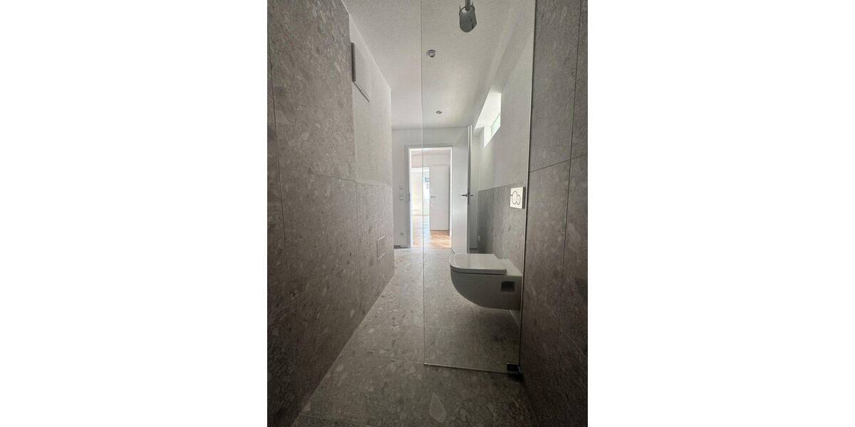 Etagenwohnung Aichtal Aich - 1 Zimmer, 75 m&sup2;, 1.200&euro; | Angebot:26818380