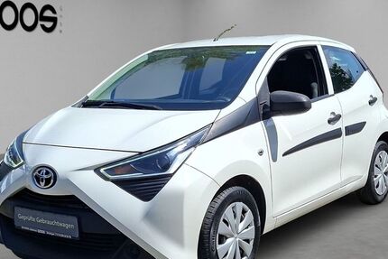 Toyota Aygo (X) 31.404 km 9.790 &euro; Nürtingen 72622