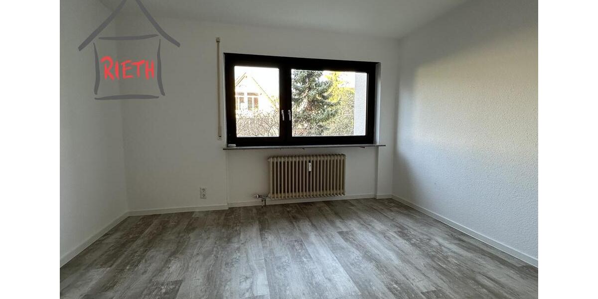 Erdgeschoßwohnung Ludwigsburg Eglosheim - 3.5 Zimmer, 98 m&sup2;, 1.200&euro; | Angebot:24674111
