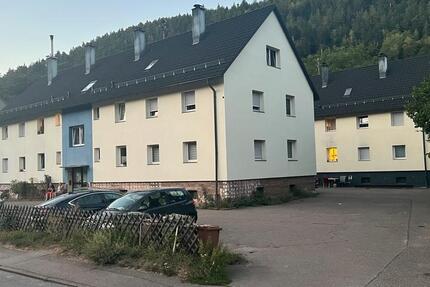 Haus Calw - 36 Zimmer, 960 m&sup2;, 1.695.000&euro; | Angebot:27224924