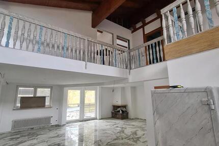 Wohnung Pforzheim Weststadt - 4 Zimmer, 160 m&sup2;, 1.490&euro; | Angebot:25931262