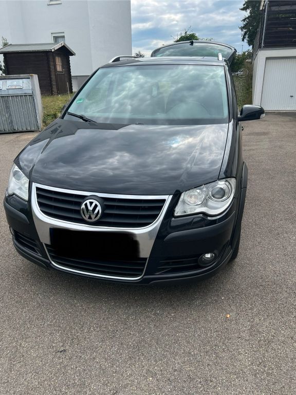 VW Touran 244.000 km 4.600 € Aichtal 72631