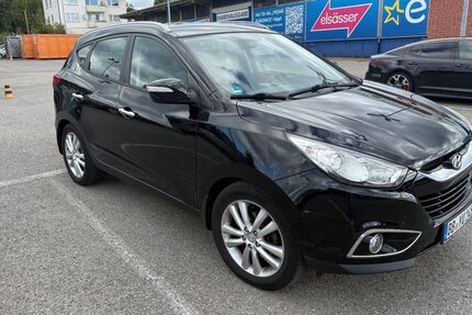 Hyundai ix35 135.000 km 9.599 &euro; Sindelfingen 71065