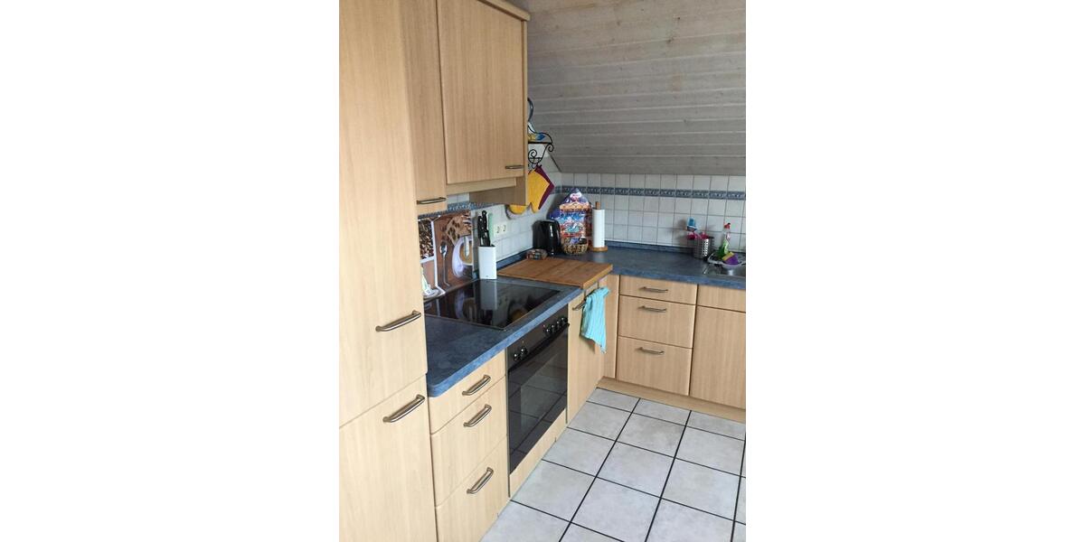 Dachgeschoßwohnung Rottenburg am Neckar - 3 Zimmer, 101 m&sup2;, 1.000&euro; | Angebot:27572669