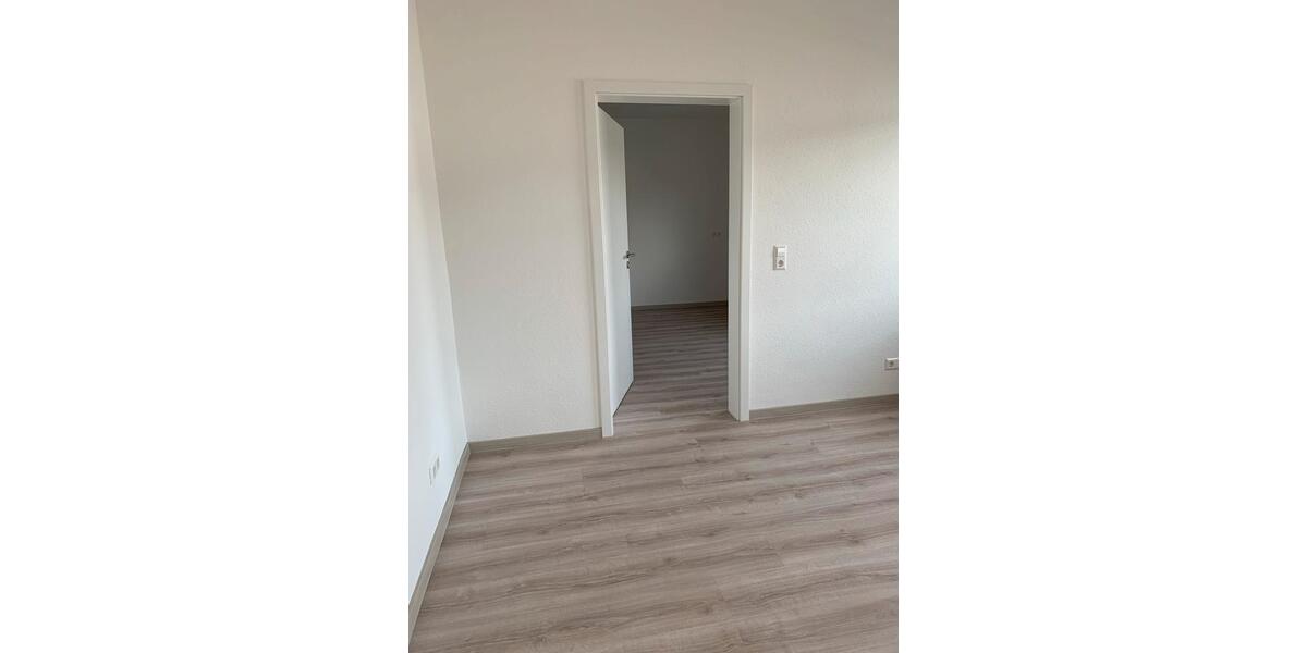 Etagenwohnung Niefern-Öschelbronn Öschelbronn - 4 Zimmer, 109 m&sup2;, 1.100&euro; | Angebot:25908015