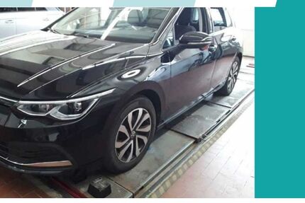 VW Golf 63.692 km 23.880 € Leonberg 71229