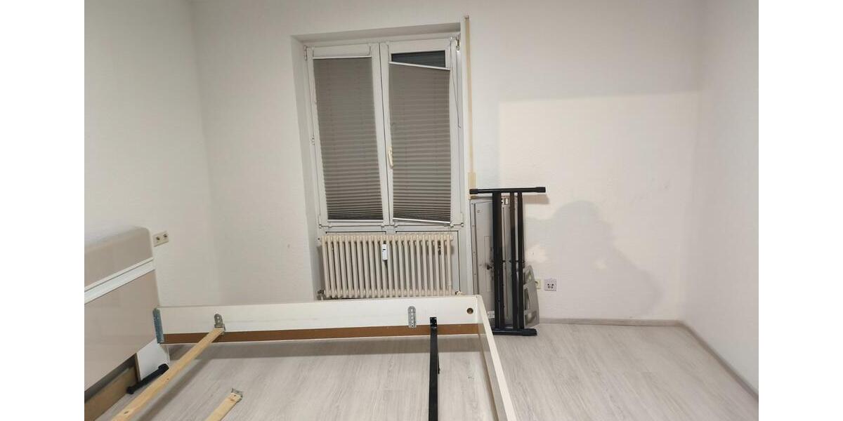 Erdgeschoßwohnung Reutlingen Reutlingen (Kernstadt) - 3 Zimmer, 80 m&sup2;, 1.220&euro; | Angebot:24438157