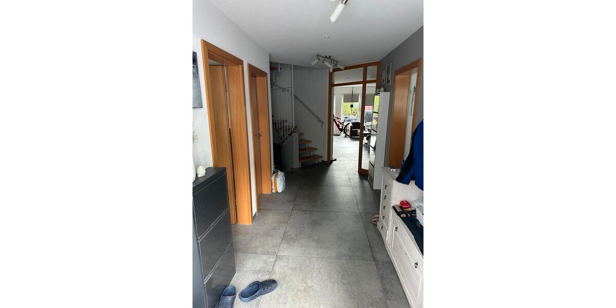 Reihenhaus Reutlingen Sondelfingen - 5.5 Zimmer, 163 m&sup2;, 550.000&euro; | Angebot:26636301