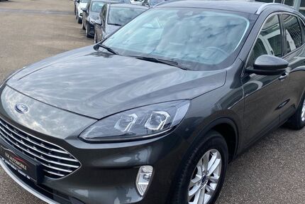 Ford Kuga 44.000 km 22.300 &euro; Markgröningen 71706