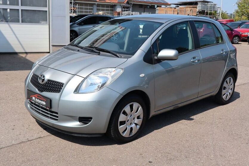 Yaris