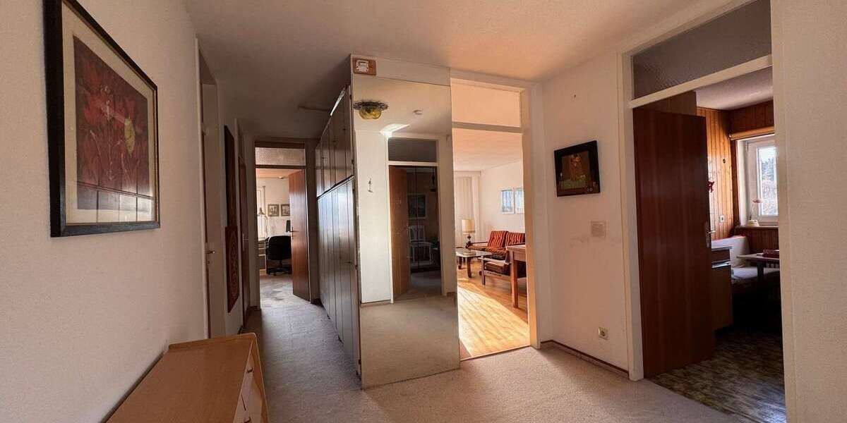 Etagenwohnung Sachsenheim - 3 Zimmer, 73 m&sup2;, 205.000&euro; | Angebot:27028992