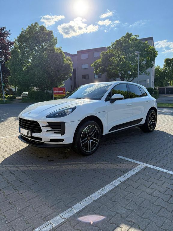 Porsche Macan 40.000 km 37.990 € Vaihingen an der Enz 71665