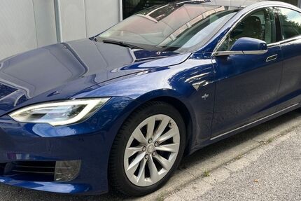 Tesla Model S 337.000 km 19.990 &euro; Mönsheim 71297