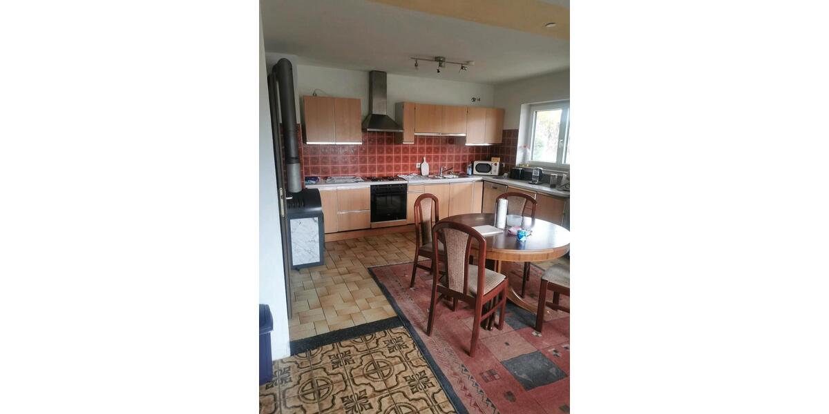 Erdgeschoßwohnung Rottenburg am Neckar - 4 Zimmer, 120 m&sup2;, 350&euro; | Angebot:26223917