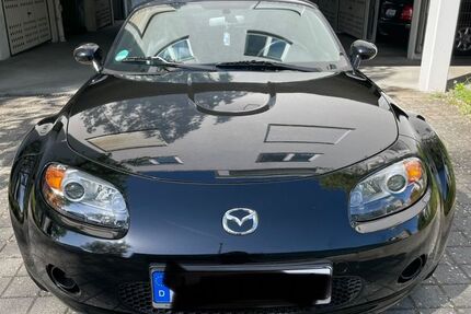 Mazda MX-5 151.000 km 7.100 &euro; Bietigheim-Bissingen 74321