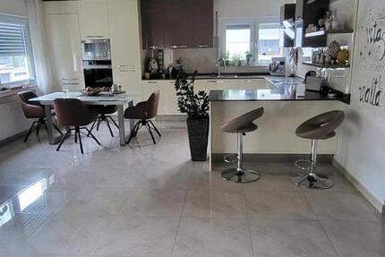 Haus Vaihingen an der Enz - 8 Zimmer, 216 m&sup2;, 653.000&euro; | Angebot:26247888