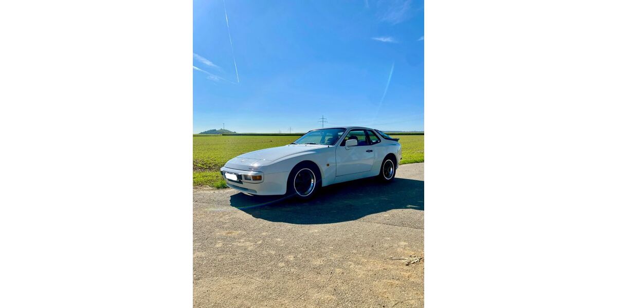 Porsche 944 104.000 km 22.999 &euro; Stuttgart 70499