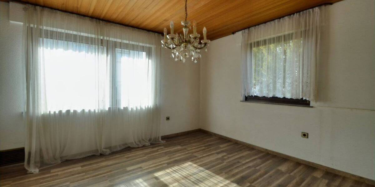 Einfamilienhaus Leonberg Eltingen - 5 Zimmer, 120 m&sup2;, 578.000&euro; | Angebot:25929394