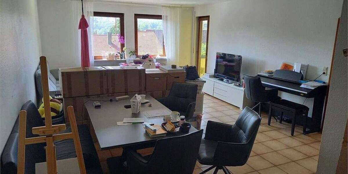 RESERVIERT: Helle 3-Zimmer-Wohnung mit Balkon und Tiefgarage - Privatverkauf ohne Makler 3 zimmer