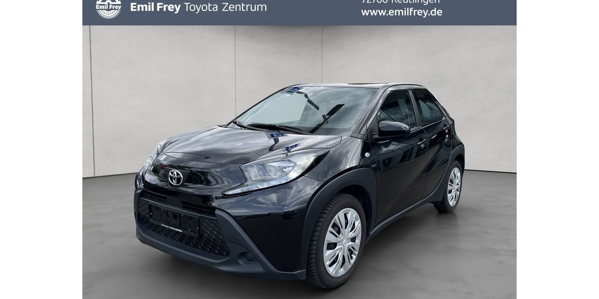Toyota Aygo (X) 15.795 km 15.790 &euro; Reutlingen 72766