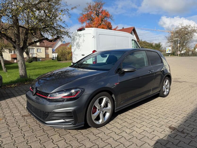 VW Golf 82.790 km 24.940 € Friolzheim 71292