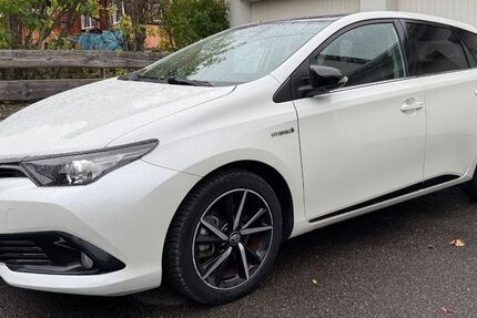 Toyota Auris 60.350 km 13.800 € Magstadt 71106