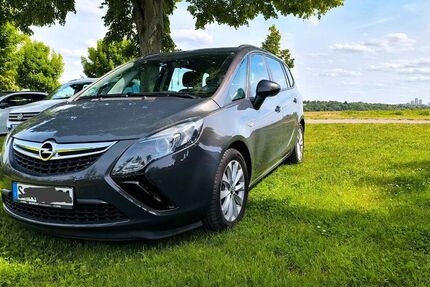 Opel Zafira Tourer