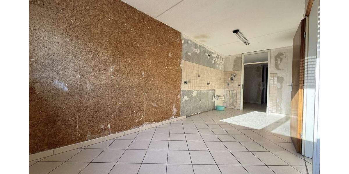 Etagenwohnung Ludwigsburg Neckarweihingen - 4 Zimmer, 101 m&sup2;, 349.000&euro; | Angebot:24655557