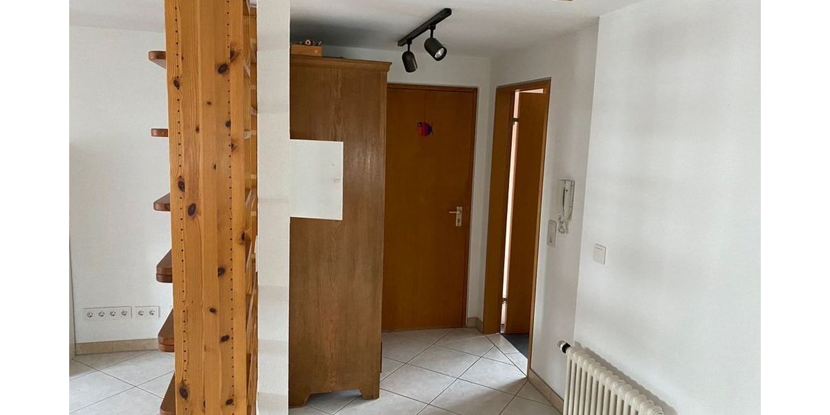 Schöne Gemütliche DG-Wohnung mit Einbauküche und nutzbarem Dachgeschoß - Etagenwohnung Deizisau | Angebot:27504679