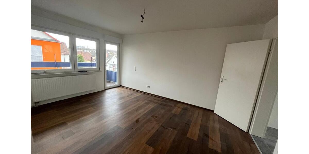 Reihenhaus Esslingen am Neckar Hegensberg - 5 Zimmer, 130 m&sup2;, 549.000&euro; | Angebot:27608848