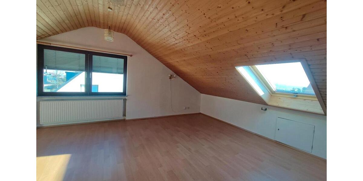 Doppelhaushälfte Leonberg - 6 Zimmer, 146 m&sup2;, 550.000&euro; | Angebot:25565133