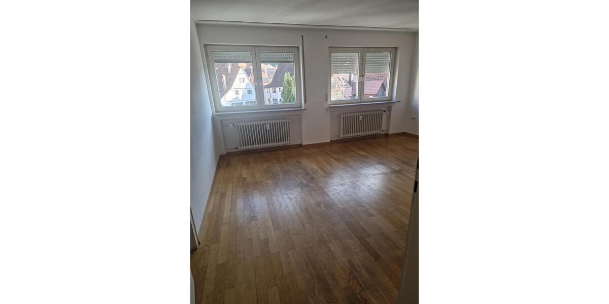 Etagenwohnung Reutlingen Reutlingen-Betzingen - 5 Zimmer, 100 m&sup2;, 1.150&euro; | Angebot:27587740
