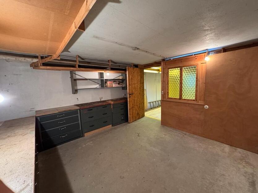 Ohne Makler! Gepflegte DHH mit ELW, großem Hobbyr. + Einzelgarage zimmer