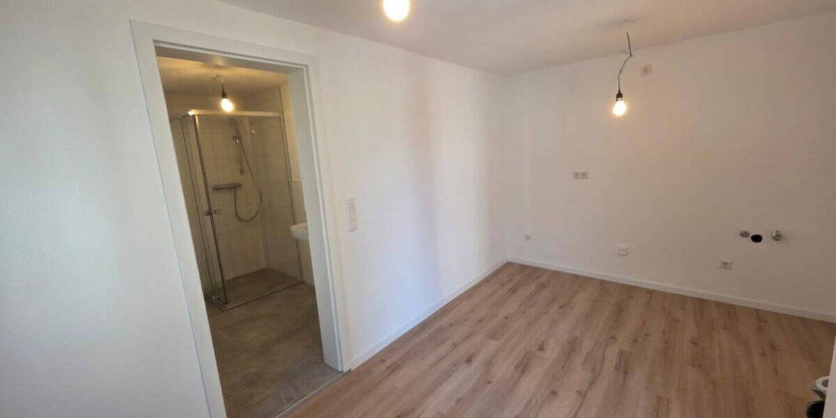Doppelhaushälfte Nürtingen Neckarhausen - 8 Zimmer, 135 m&sup2;, 475.000&euro; | Angebot:26290170