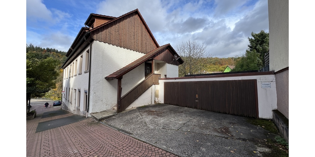 Teilsaniertes 3-Familienhaus in Pforzheim-Würm - Mehrfamilienhaus, Wohnhaus Pforzheim Eutingen | Angebot:23421912