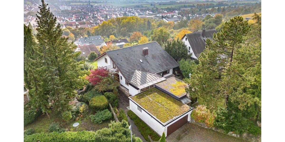 Einfamilienhaus Asperg - 9 Zimmer, 349 m&sup2;, 1.470.000&euro; | Angebot:25802152