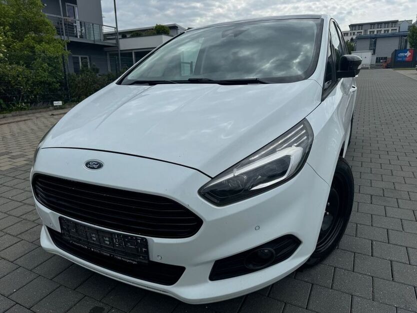 S-Max