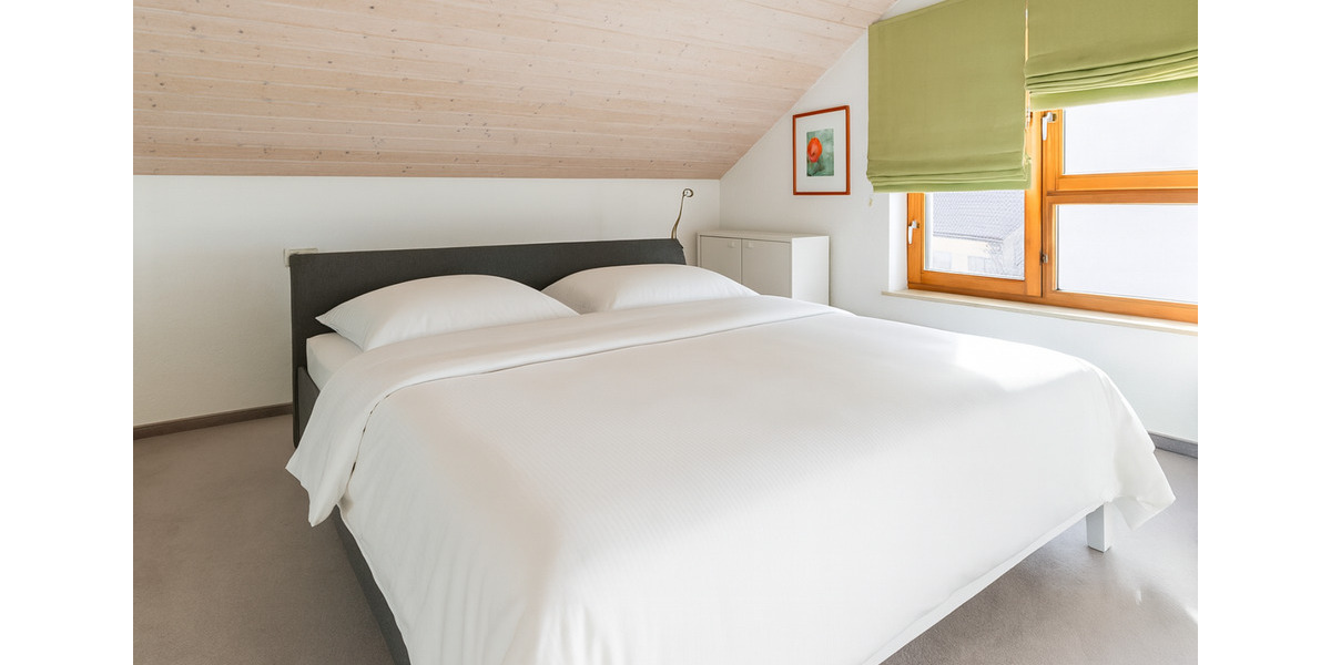 Dachgeschoßwohnung Reutlingen Reutlingen (Kernstadt) - 4.5 Zimmer, 86 m&sup2;, 340.000&euro; | Angebot:24314471