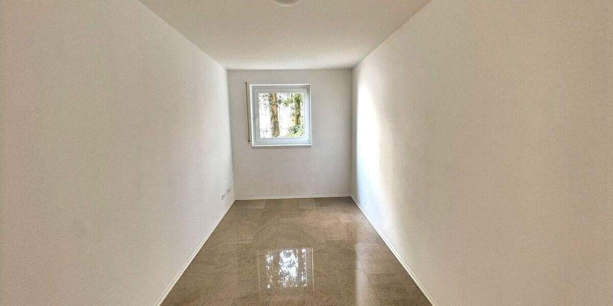 Etagenwohnung Leonberg - 5 Zimmer, 175 m&sup2;, 845.000&euro; | Angebot:25427687