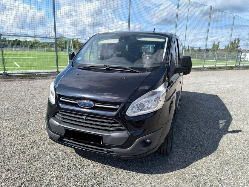Ford Tourneo Custom 113.590 km 14.990 € Gärtringen 71116