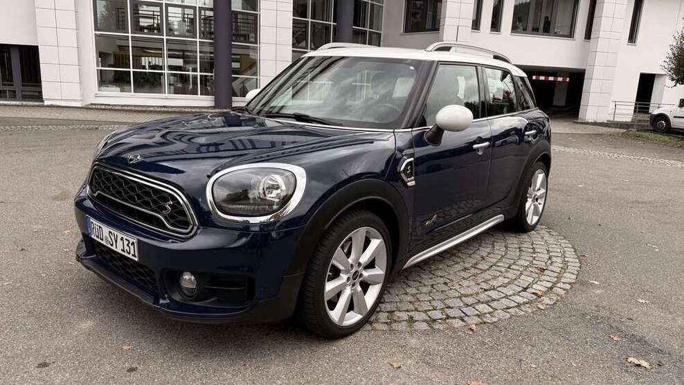 Mini Cooper SD Countryman 157.200 km 16.400 € Nagold 72202